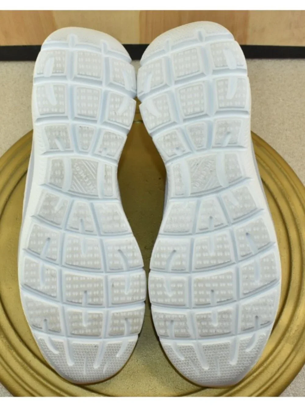 Skechers *skechers summits